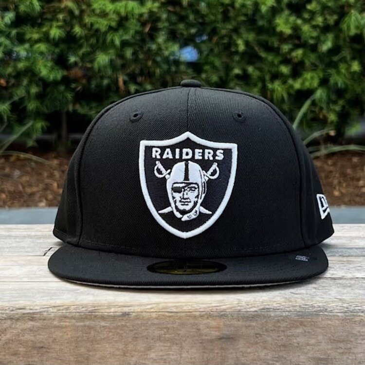 New Era Raiders BW Back NFL Shield