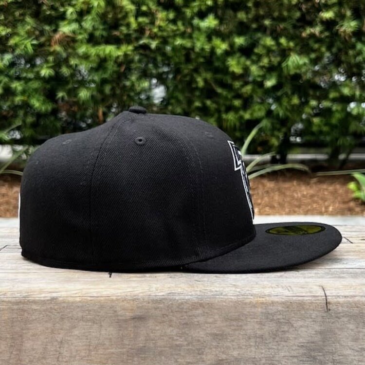 New Era Falcons BW Gray UV