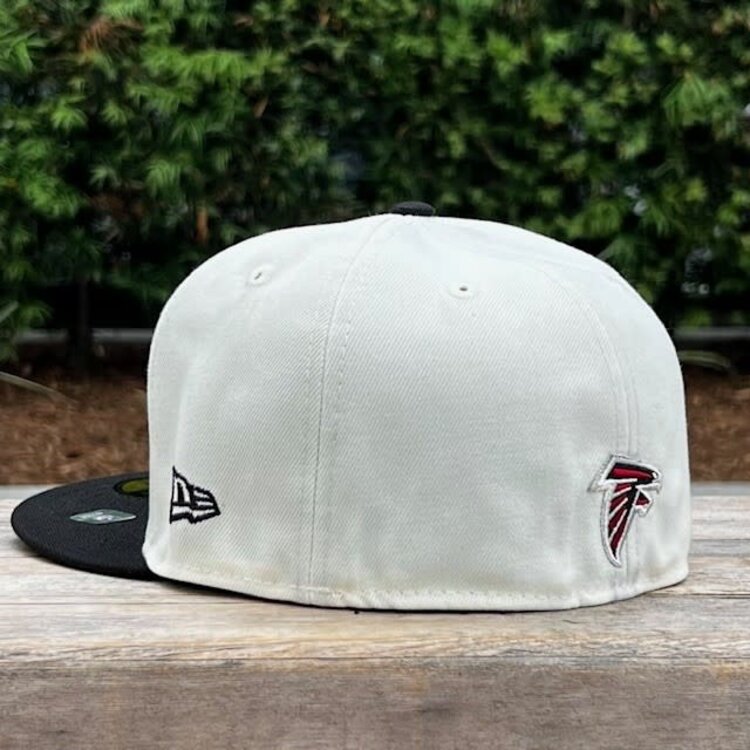 New Era Falcons 2022 NFL Sideline Cream/Black