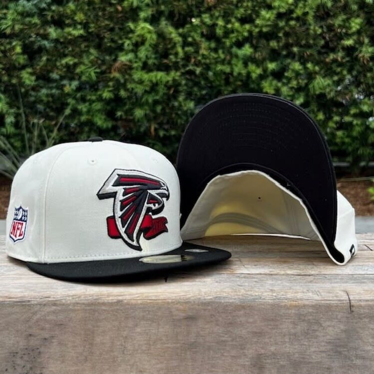 New Era Falcons 2022 NFL Sideline Cream/Black