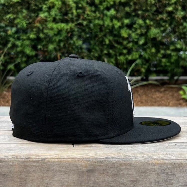 New Era Falcons Black Team Gray UV