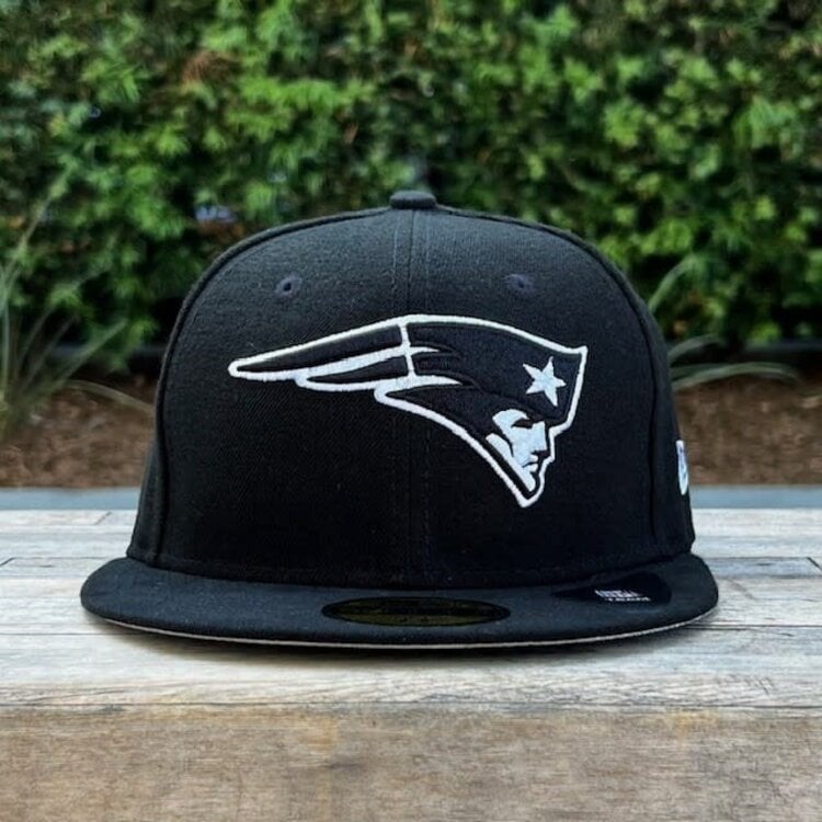 New Era New England Patriots Black White Fitted