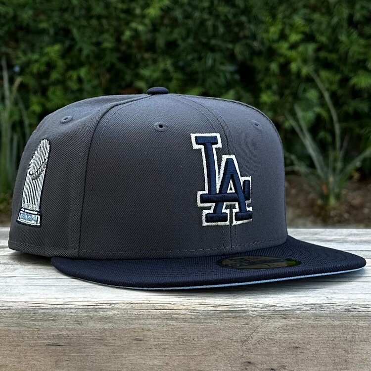 New Era LA Graphite/Navy 2024 WS Trophy Light Blue UV