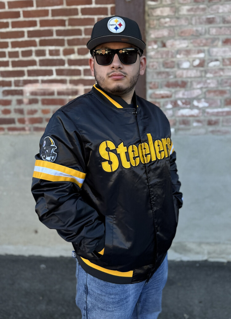 Starter Steelers Men's Starter Scout Satin Button-Down Jacket Black