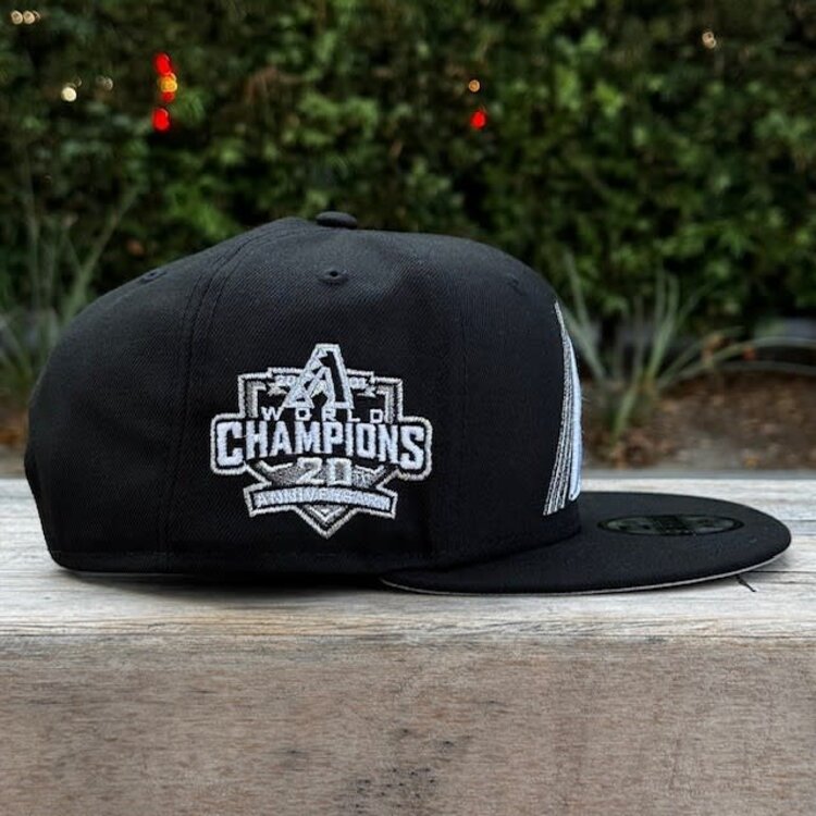New Era Diamondbacks Black Metallic Silver Fade 950 Snapback