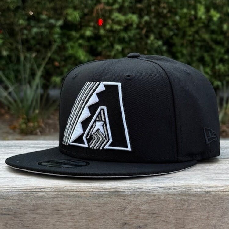 New Era Diamondbacks Black Metallic Silver Fade 950 Snapback