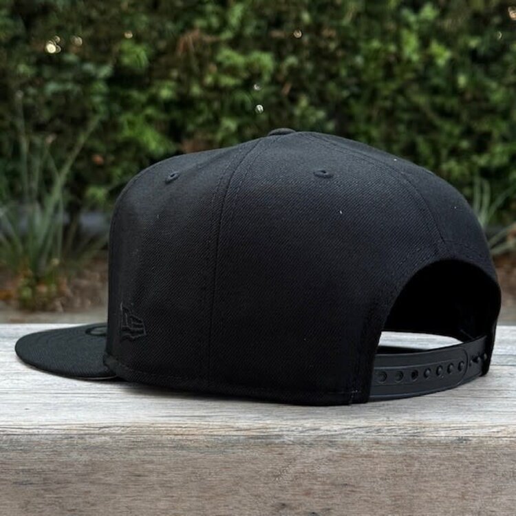 New Era Diamondbacks Black Metallic Silver Fade 950 Snapback