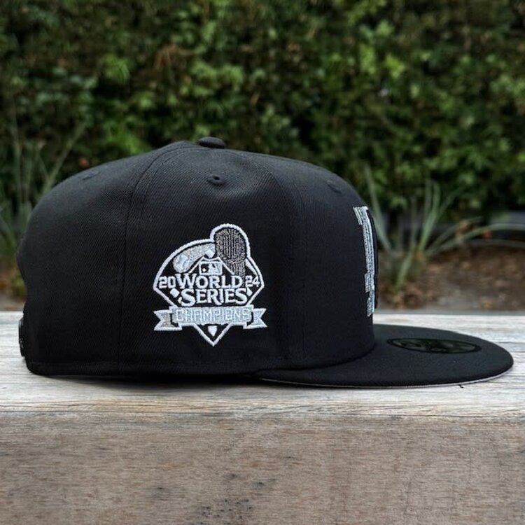 New Era LA Dodgers Black Metallic Silver Fade 950 Snapback