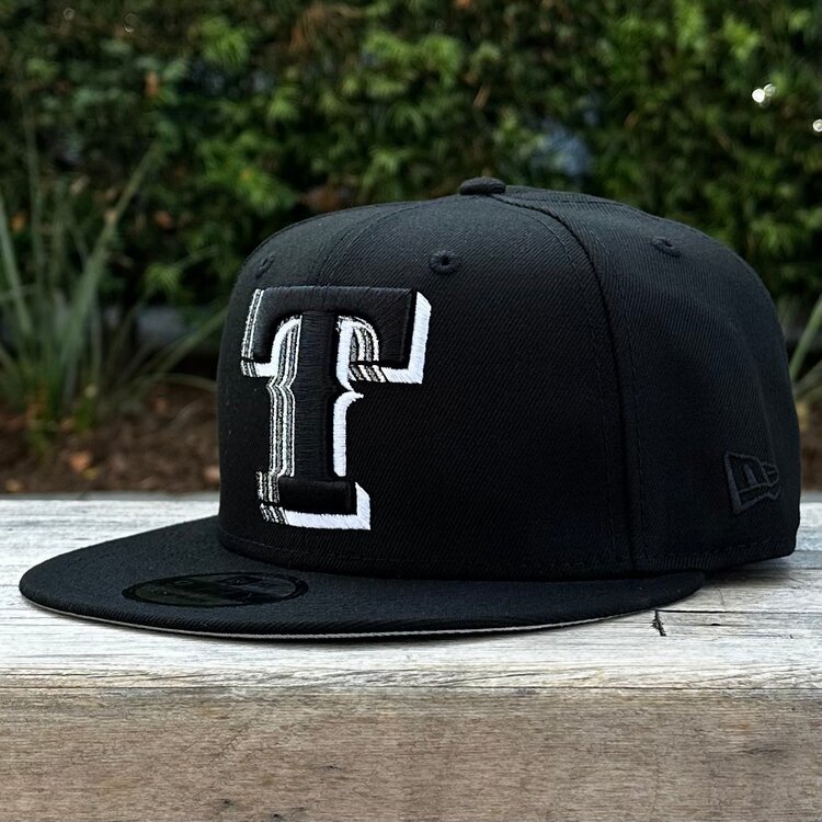 New Era Texas Rangers Black Metallic Silver Fade 950 Snapback