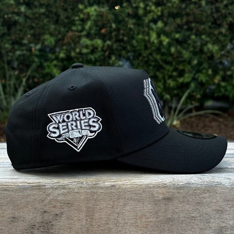 New Era NY Yankees Black Metallic Silver Fade 940 a-frame