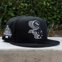 New Era White Sox Black Metallic Silver Fade 2005 WS Champs