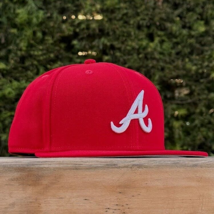 New Era Braves Red White Gray UV