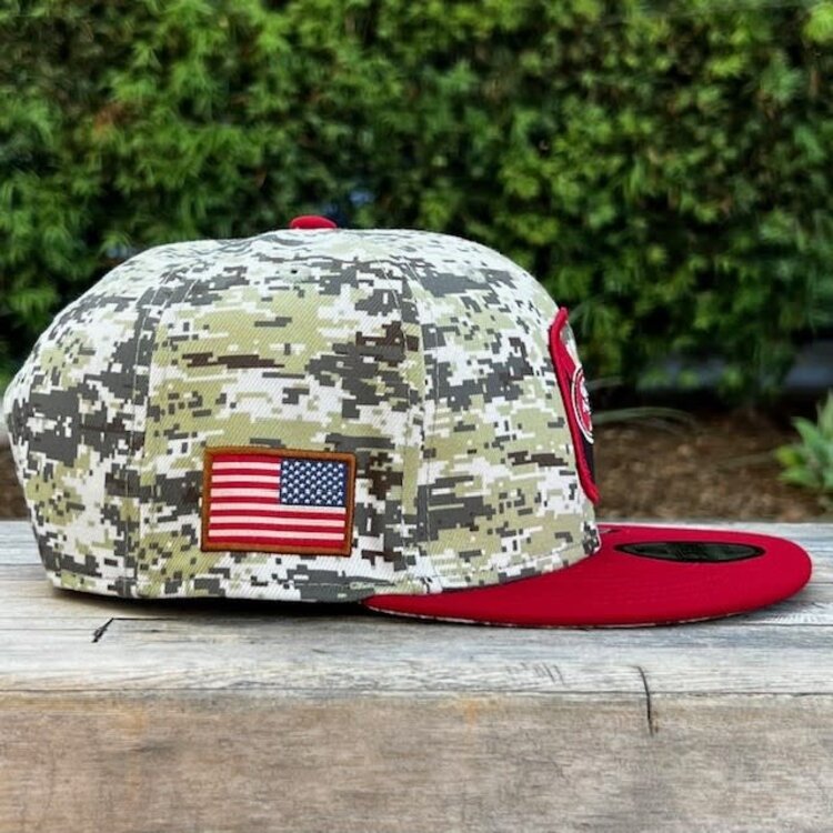 New Era San Francisco 49ers 2023 Salute to Service Snapback 950