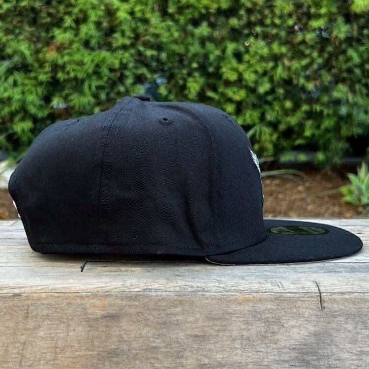 New Era Philadelphia Eagles Classic Logo Black 950 Snapback