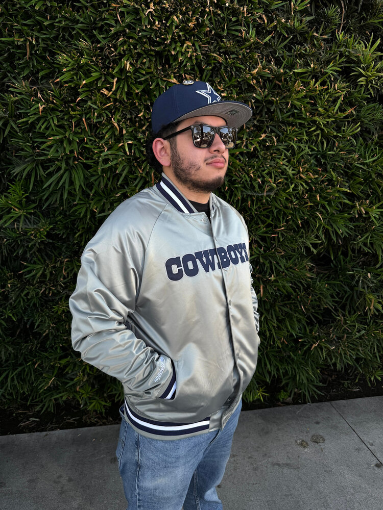 Mitchell and Ness Cowboys M&N Men's Double Clutch Lightweight Satin Jacket Silver