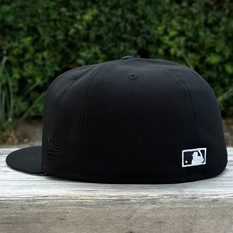 New Era LA BW Metallic Gold 50th Anniv Pink UV