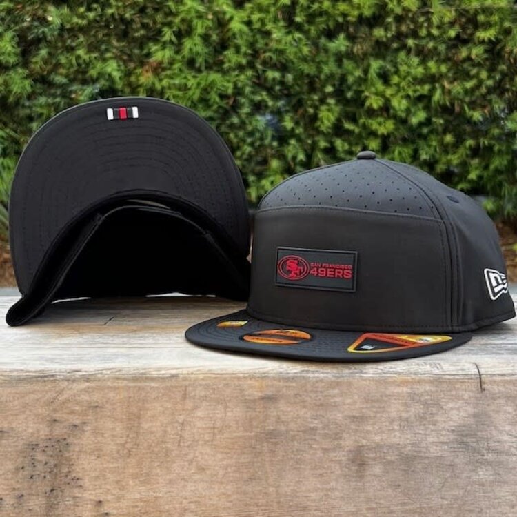 New Era 49ers Black 2025 Sideline Split Panel 950 Snapback