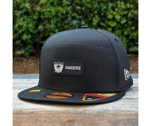 Raiders Black 2025 Sideline Split Panel 950 Snapback - The Locker