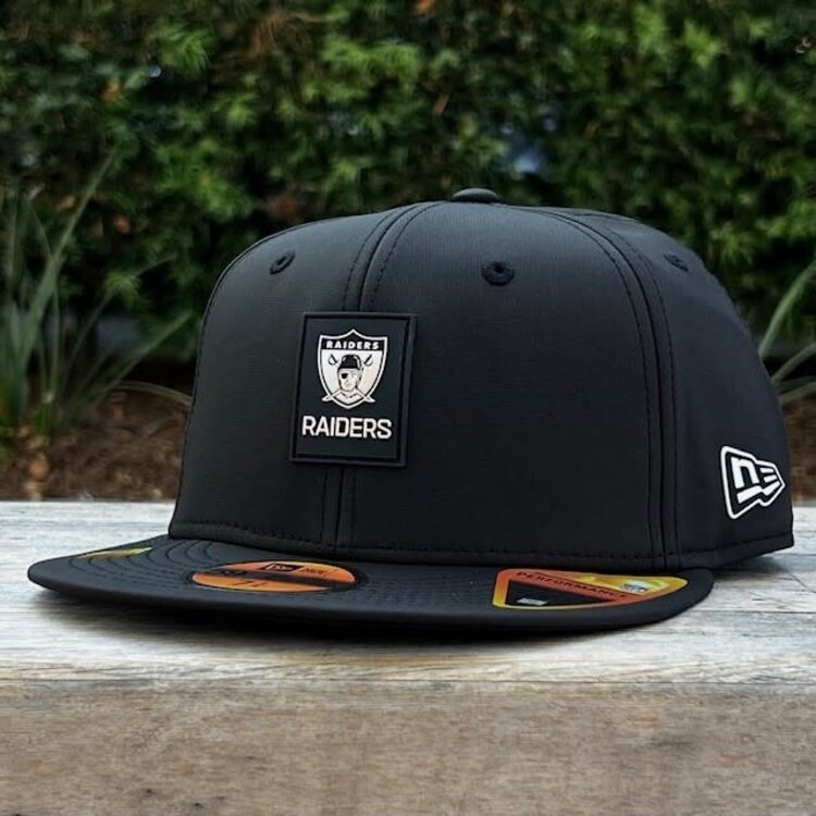 New Era Raiders Black 2025 Sideline 59FIFTY Fitted