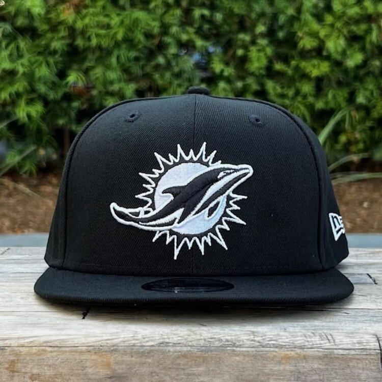 New Era Miami Dolphins Black White Snapback 950