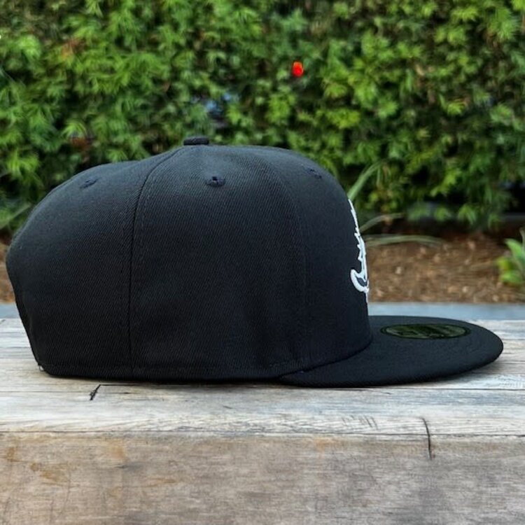 New Era Miami Dolphins Black White Snapback 950