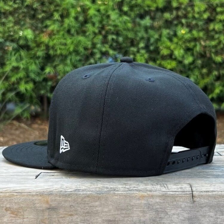 New Era Miami Dolphins Black White Snapback 950