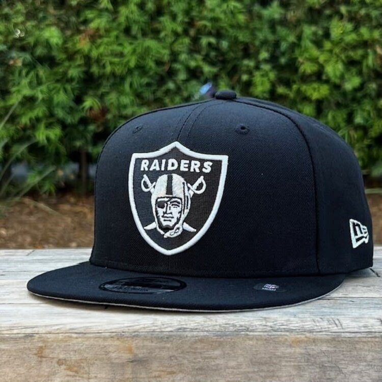 New Era Raiders Black Metallic Accent Gray-Snap 950