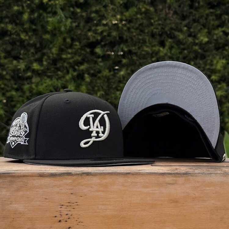 New Era LA City Connect Black Metallic Silver 2024 WS Champs