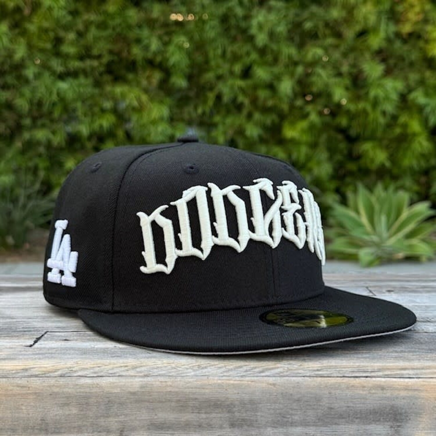 Dodgers OE Sketch Black Glow White Fitted - The Locker Room of Downey