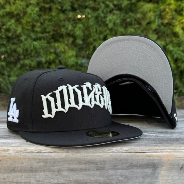New Era Dodgers OE Sketch Black Glow White Fitted