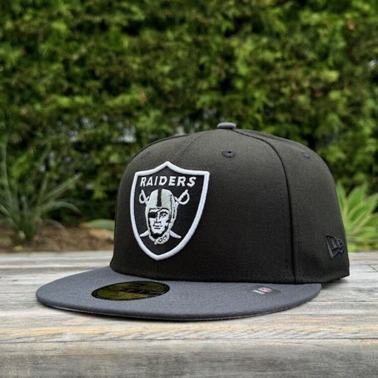 New Era Raiders Black/Dark Gray Shield