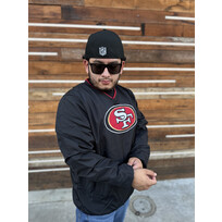 G-III 49ers Men's GIII Crossover Black V-Neck Pullover