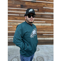 G-III Eagles Men's GIII Crossover Green V-Neck Pullover