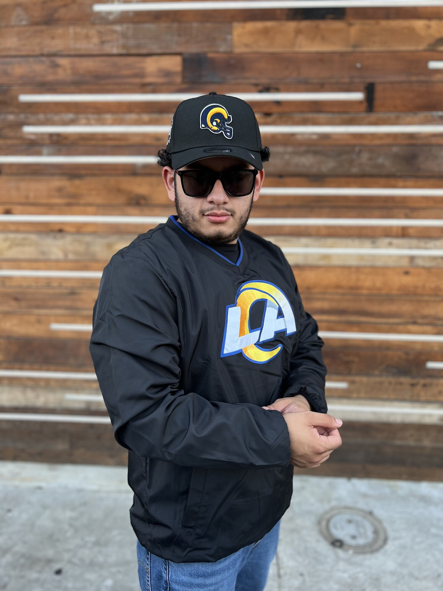 Rams Men's GIII Crossover Black V-Neck Pullover - The Locker Room