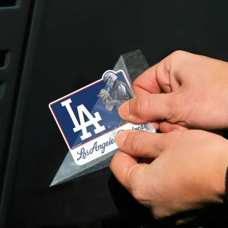 Wincraft Small Decal 4x4 Dodgers x Mandalorian