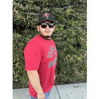 Starter Buccaneers Men's Starter Defender Red Short Sleeve Tee