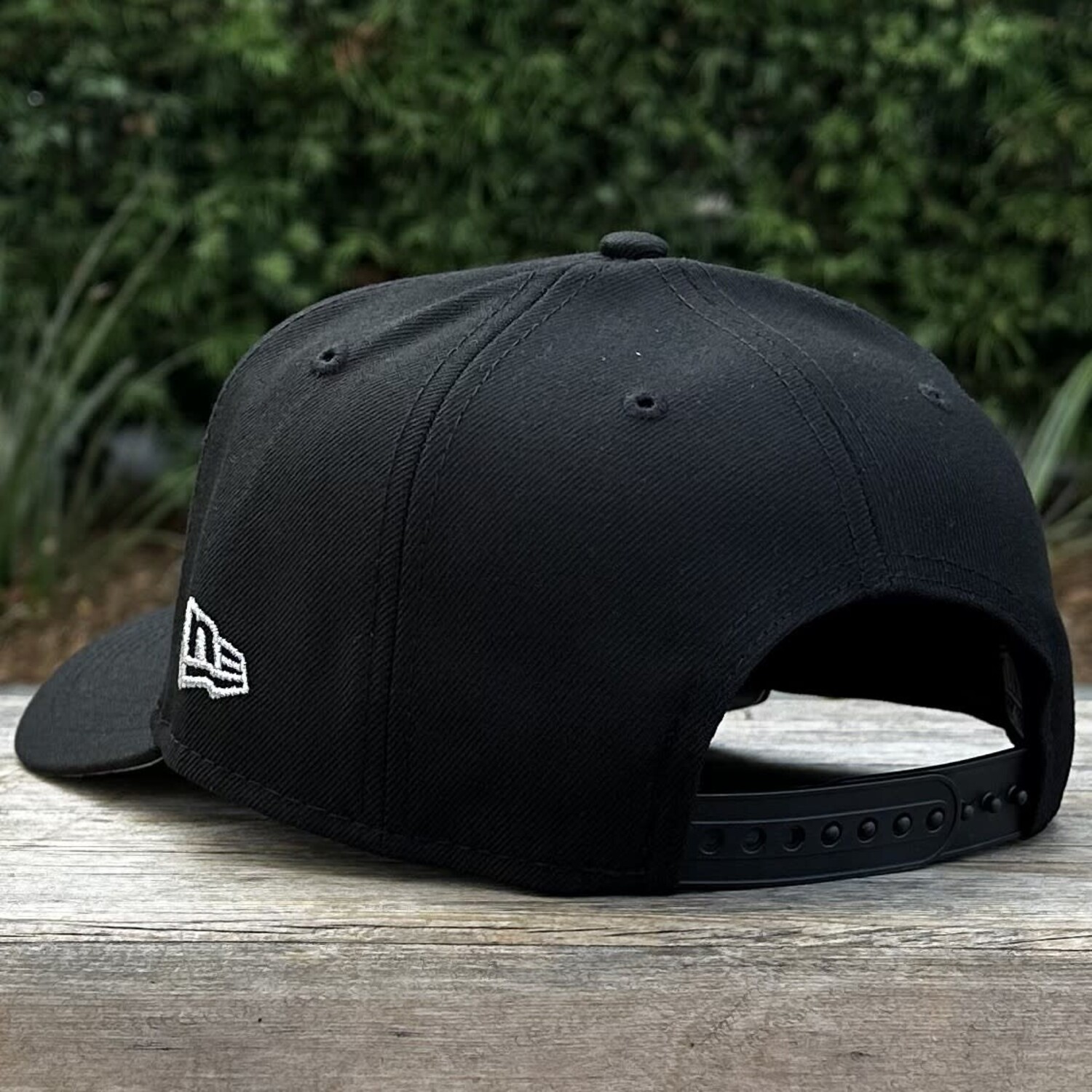 Raiders Black Metallic Old English 60 Years 940 A-Frame - The