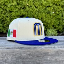 New Era Mexico Ivory/ Royal "M" w/Flag 950 Snapback