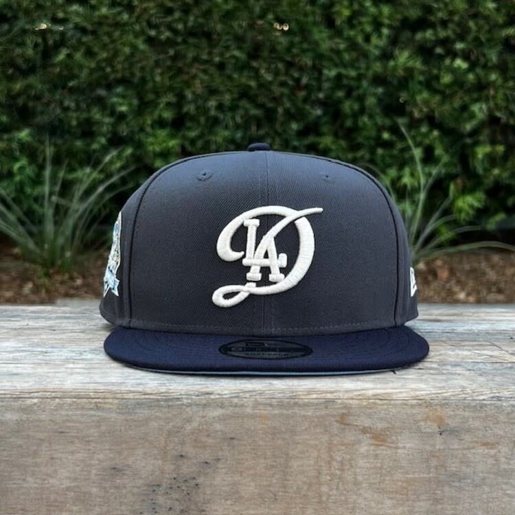 New Era LA City Connect Graphite/Navy 2024 WS Champions SP Light Blue UV 950 Snapback