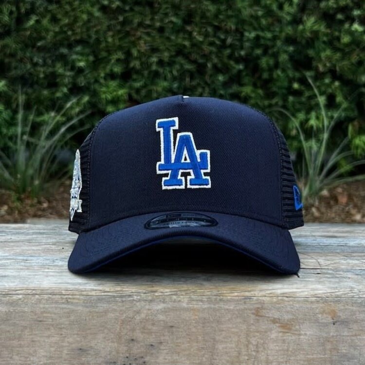 New Era LA Dodgers Navy Mesh Metallic Royal-Ivory OL 2024 World Series Champs 940 A-Frame