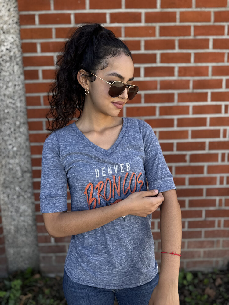 47 Brand Broncos W '47 Roster V-Neck