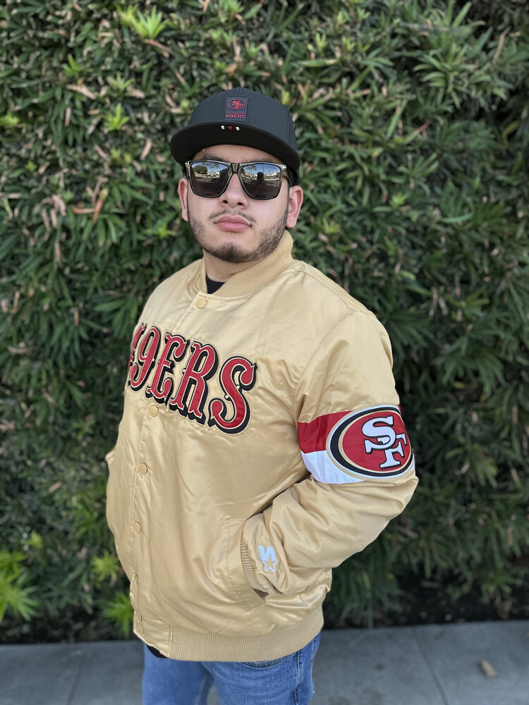 Starter 49ers Men's Starter Triple Option Gold Button Up Jacket