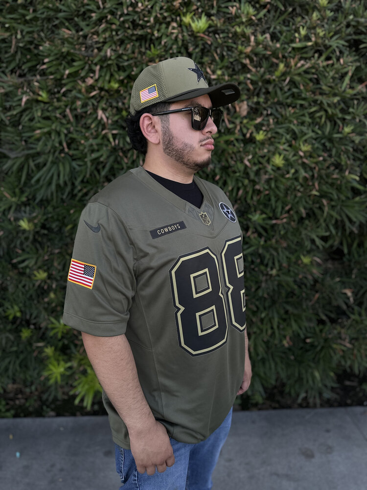 Nike Dallas Cowboys Nike Men's 2025 Salute To Service Lamb #88 Limited Jersey