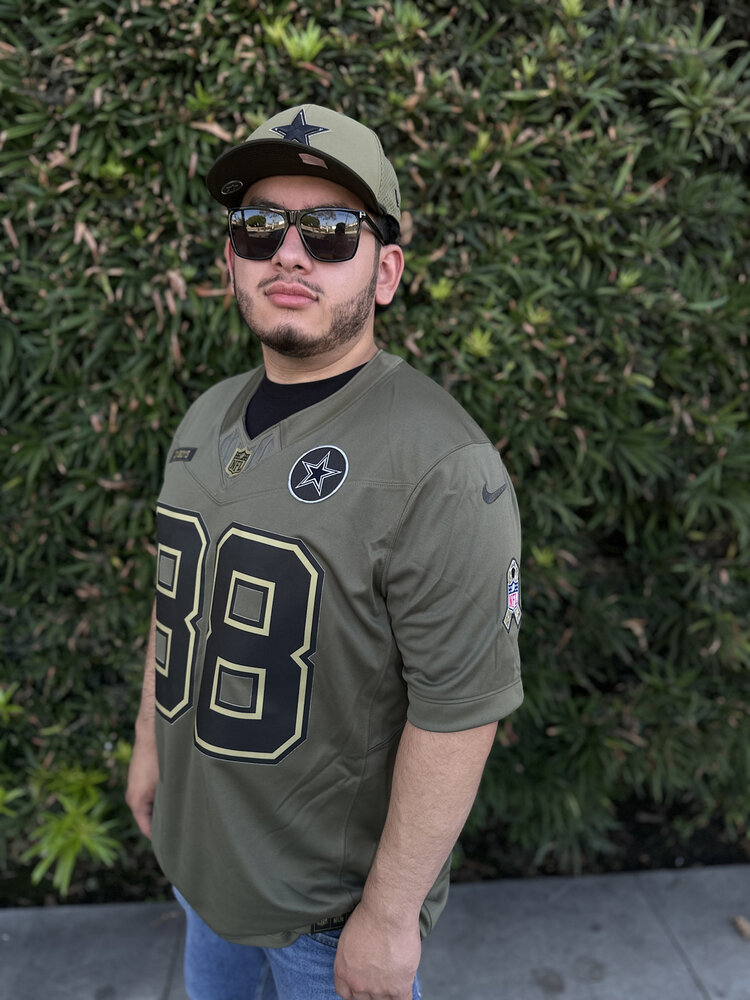 Nike Dallas Cowboys Nike Men's 2025 Salute To Service Lamb #88 Limited Jersey