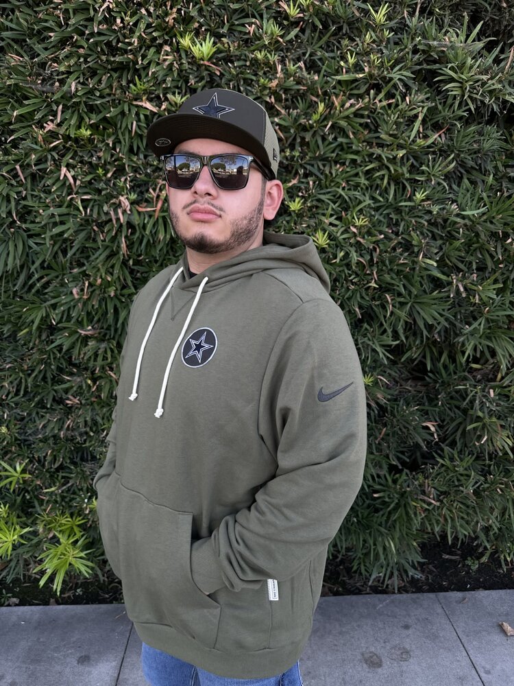 Nike Dallas Cowboys 2025 Salute to Service Pullover Hoodie