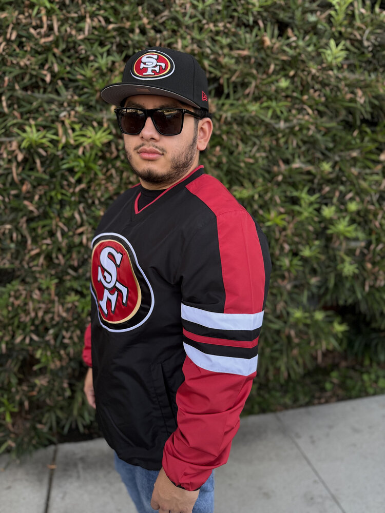 G-III 49ers Logo M G-III High Heat V-Neck Pullover