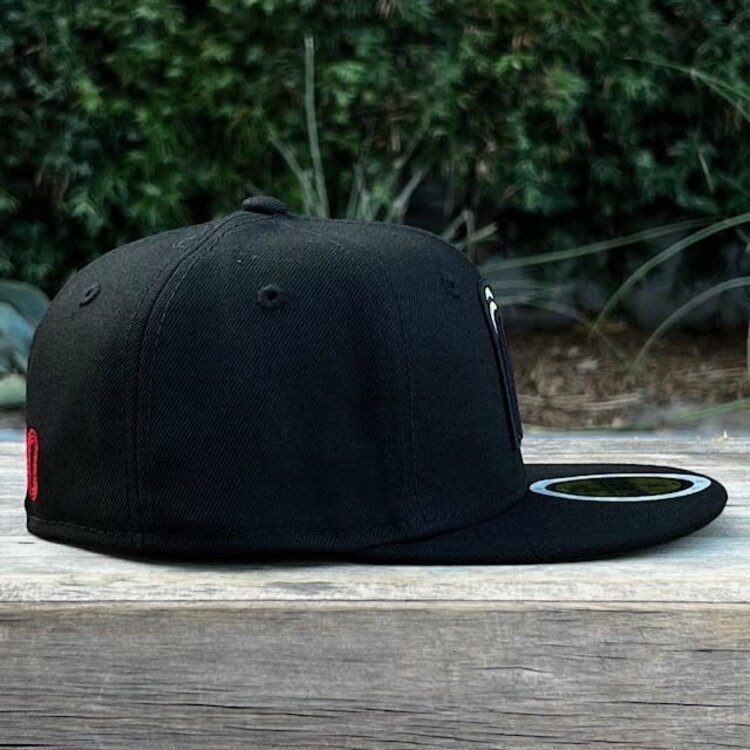 New Era Mexico Kids Black White Fitted