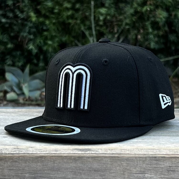 New Era Mexico Kids Black White Fitted