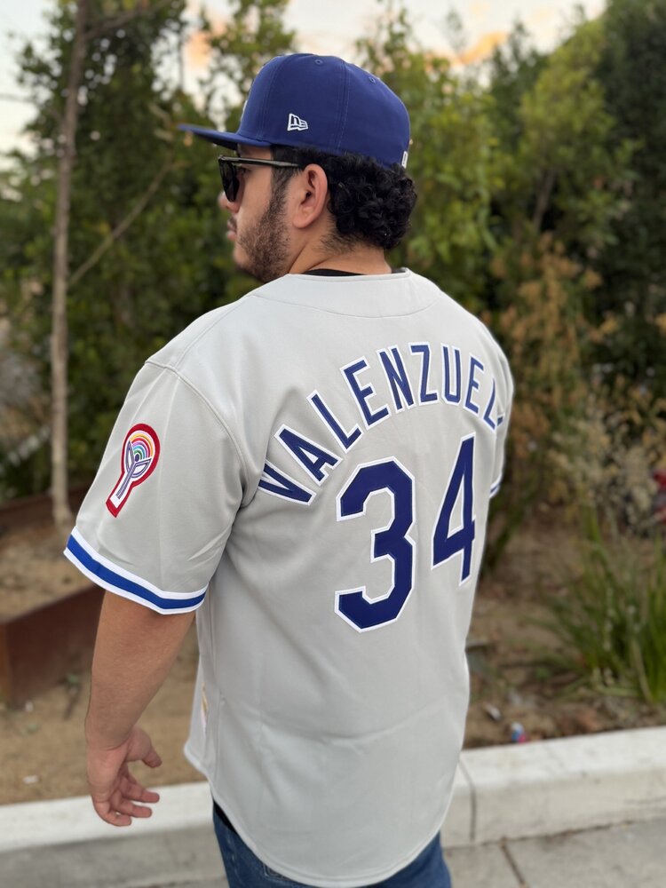Mitchell and Ness MLB Los Angeles Dodgers Men's M&N Authentic 1981 Fernando Valenzuela #34 Jersey Gray