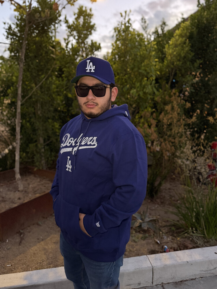 New Era LA Dodgers Men's NE Royal Distressed Wordmark LA Pullover Hoodie